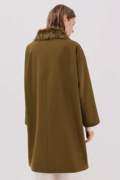 Parka con cuello efecto pelo
