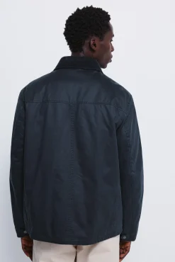 Parka corta cuello pana