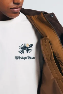 Parka corta cuello pana