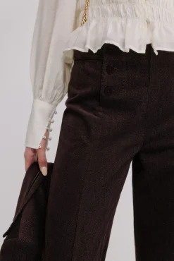 Pauline. Pantalón con doble abotonadura