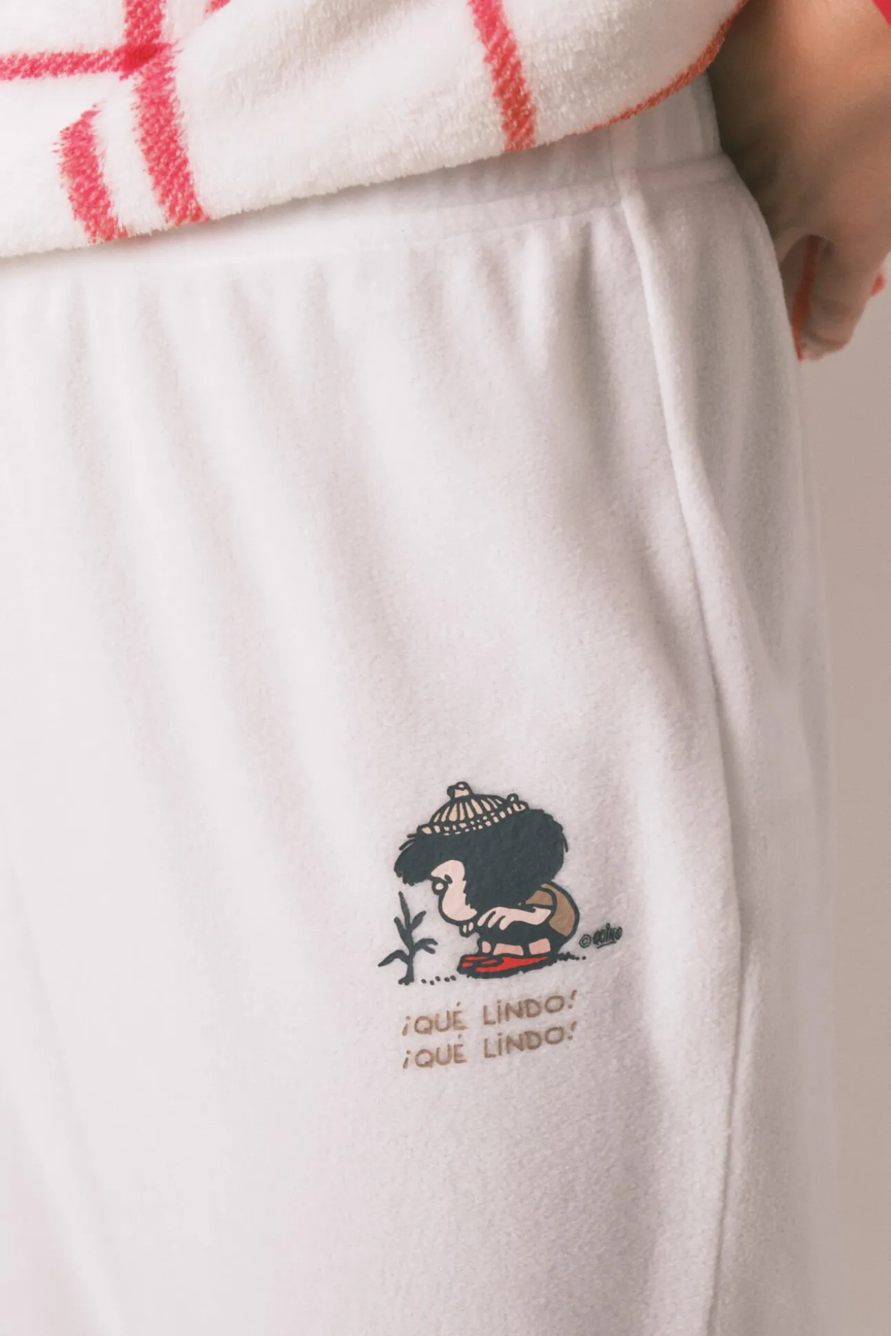 Pijama largo polar cuadros blanco Mafalda