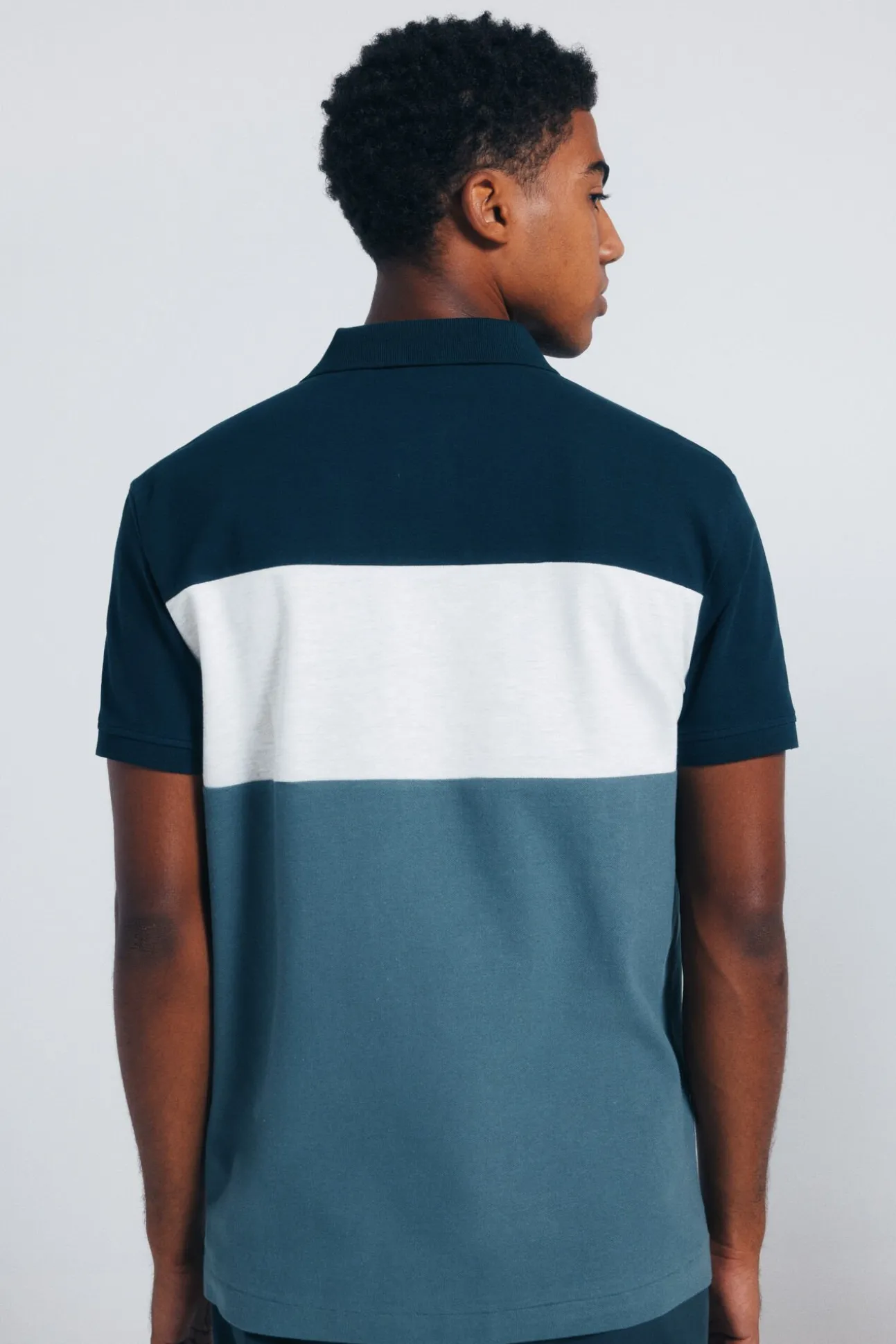 Polo piqué bloques color regular fit