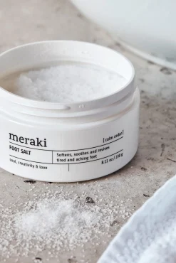 Sal marina para cuidado de pies