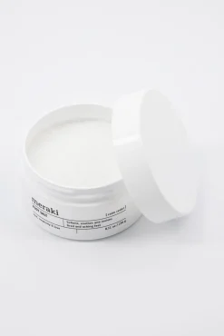 Sal marina para cuidado de pies