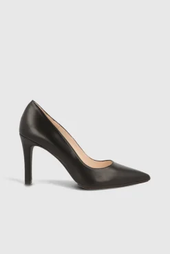 Salón básico en piel lisa