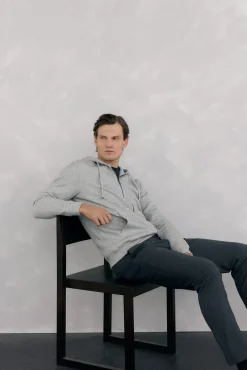 Sudadera con capucha tejido técnico