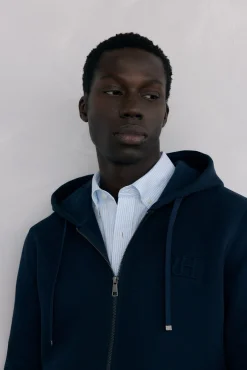 Sudadera con capucha tejido técnico