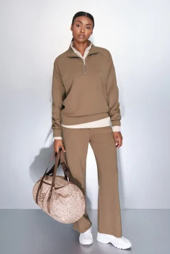 Sudadera cuello cremallera marrón