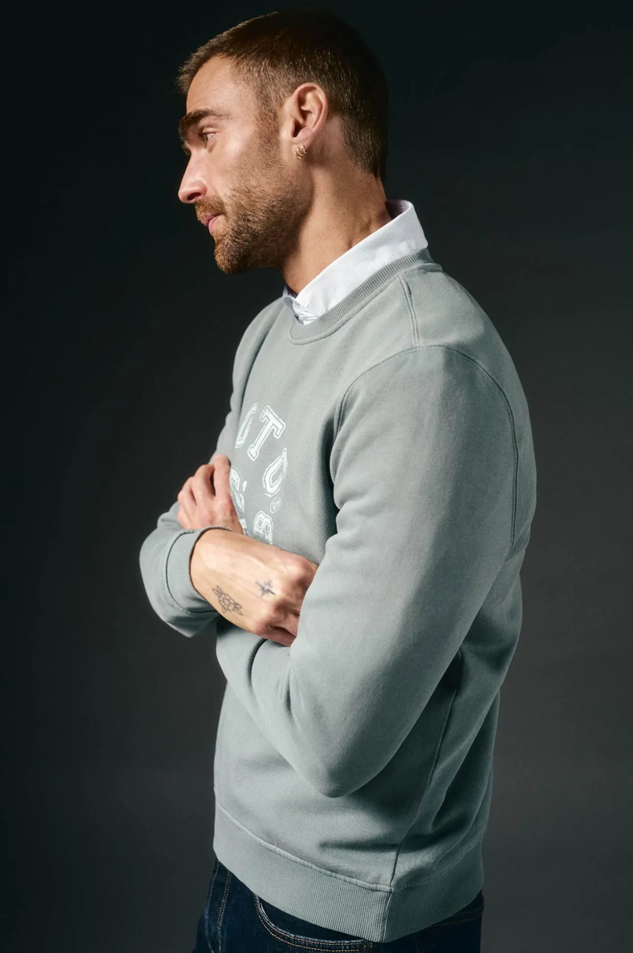 Sudadera gráfica cuello caja