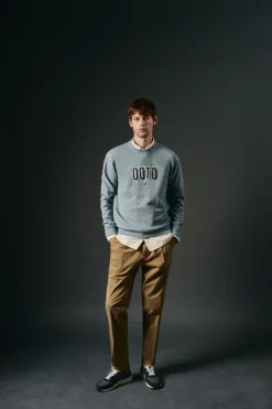 Sudadera logo bordado