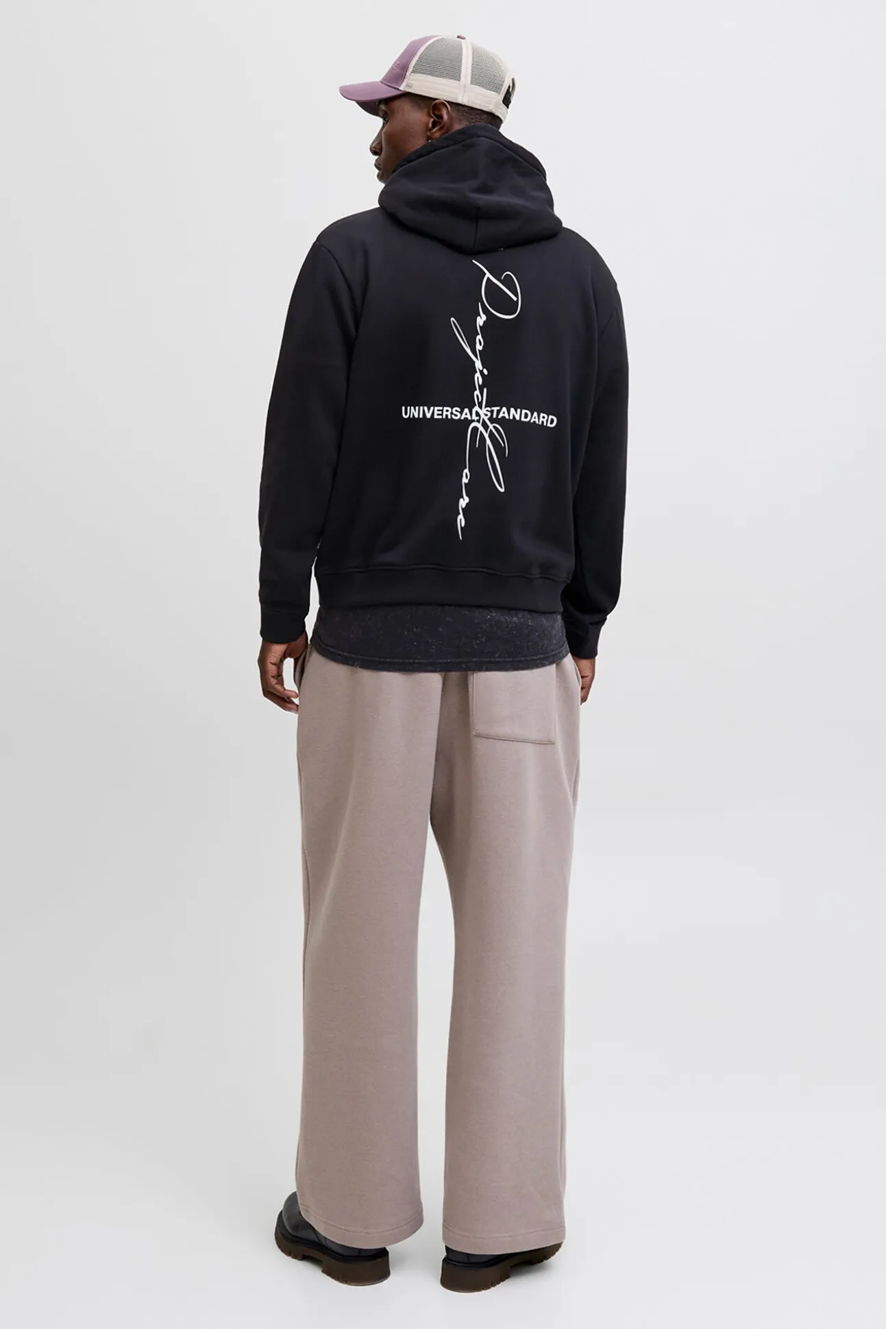 Sudadera minimalista