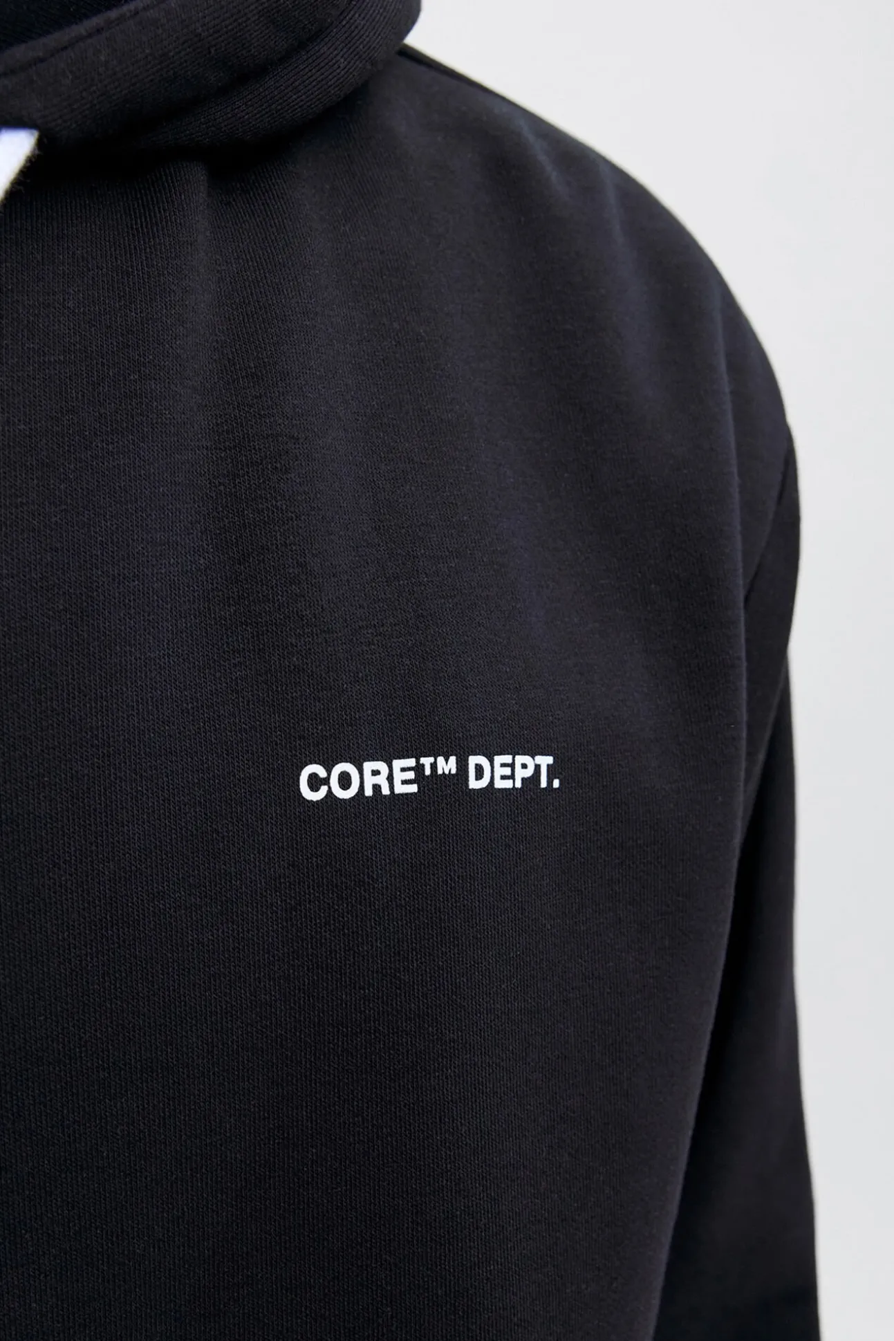 Sudadera minimalista