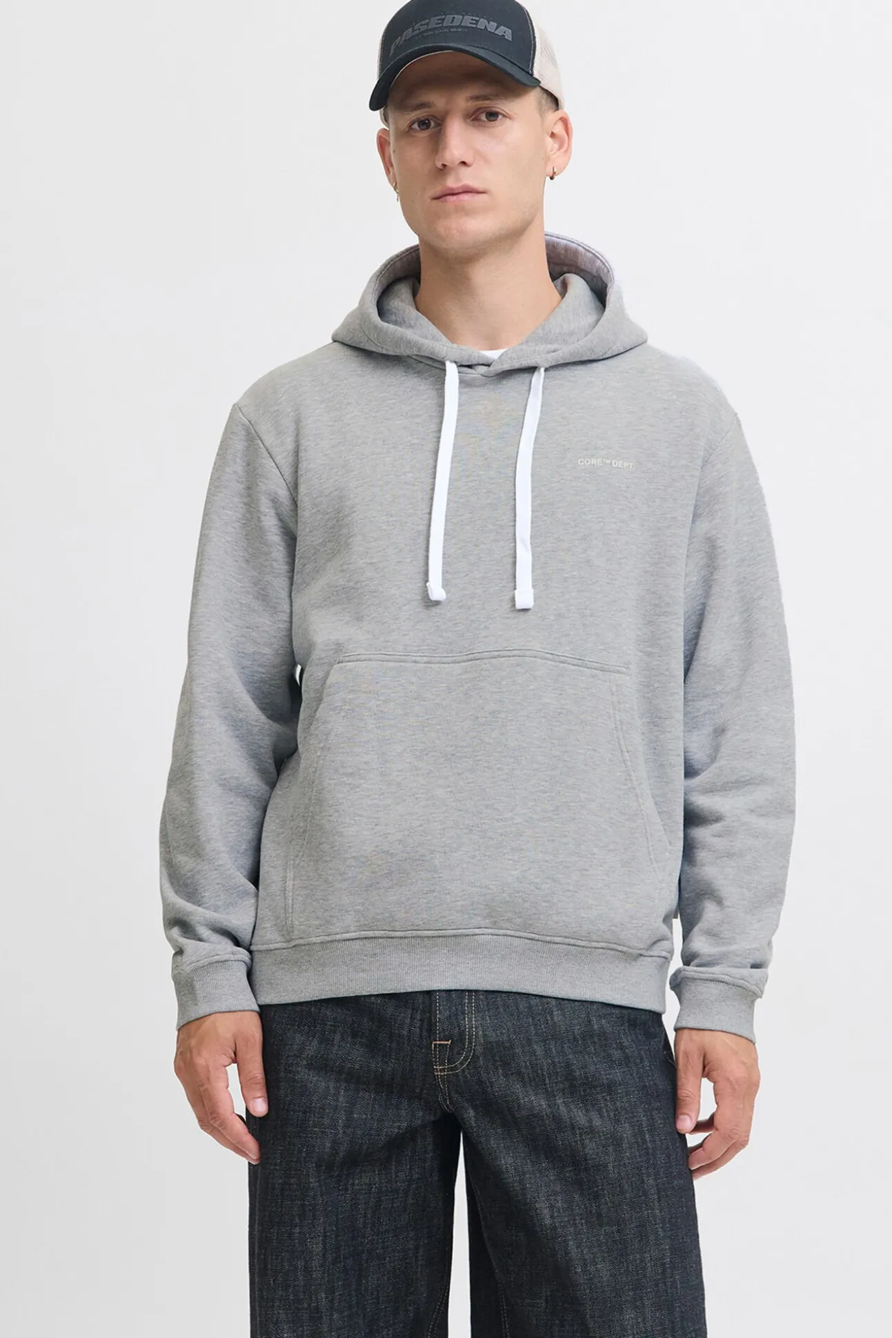 Sudadera minimalista