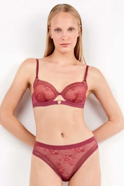 Sujetador capacidad en tejido de encaje