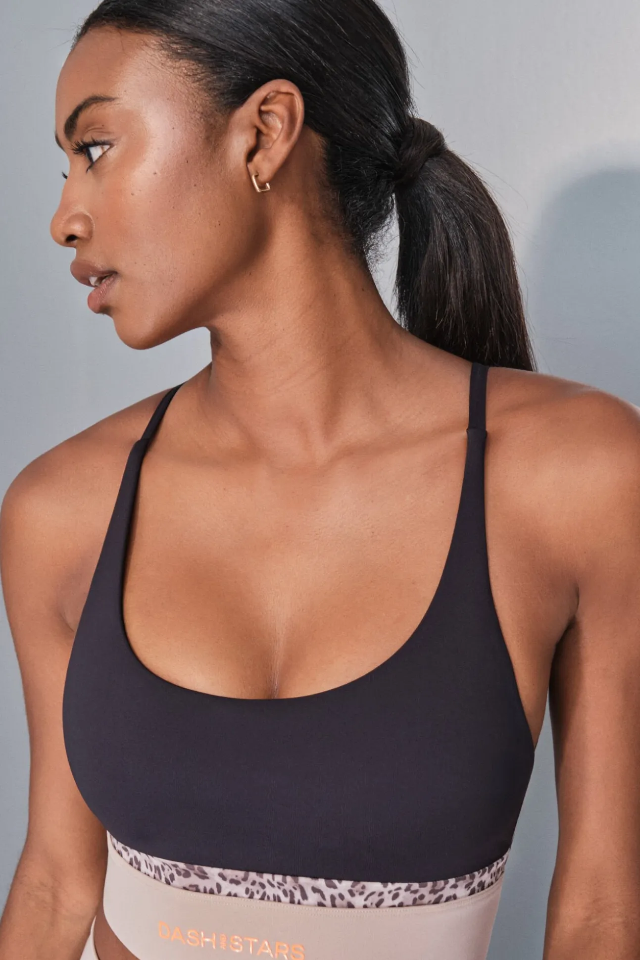 Sujetador deportivo 4D STRETCH negro animal print