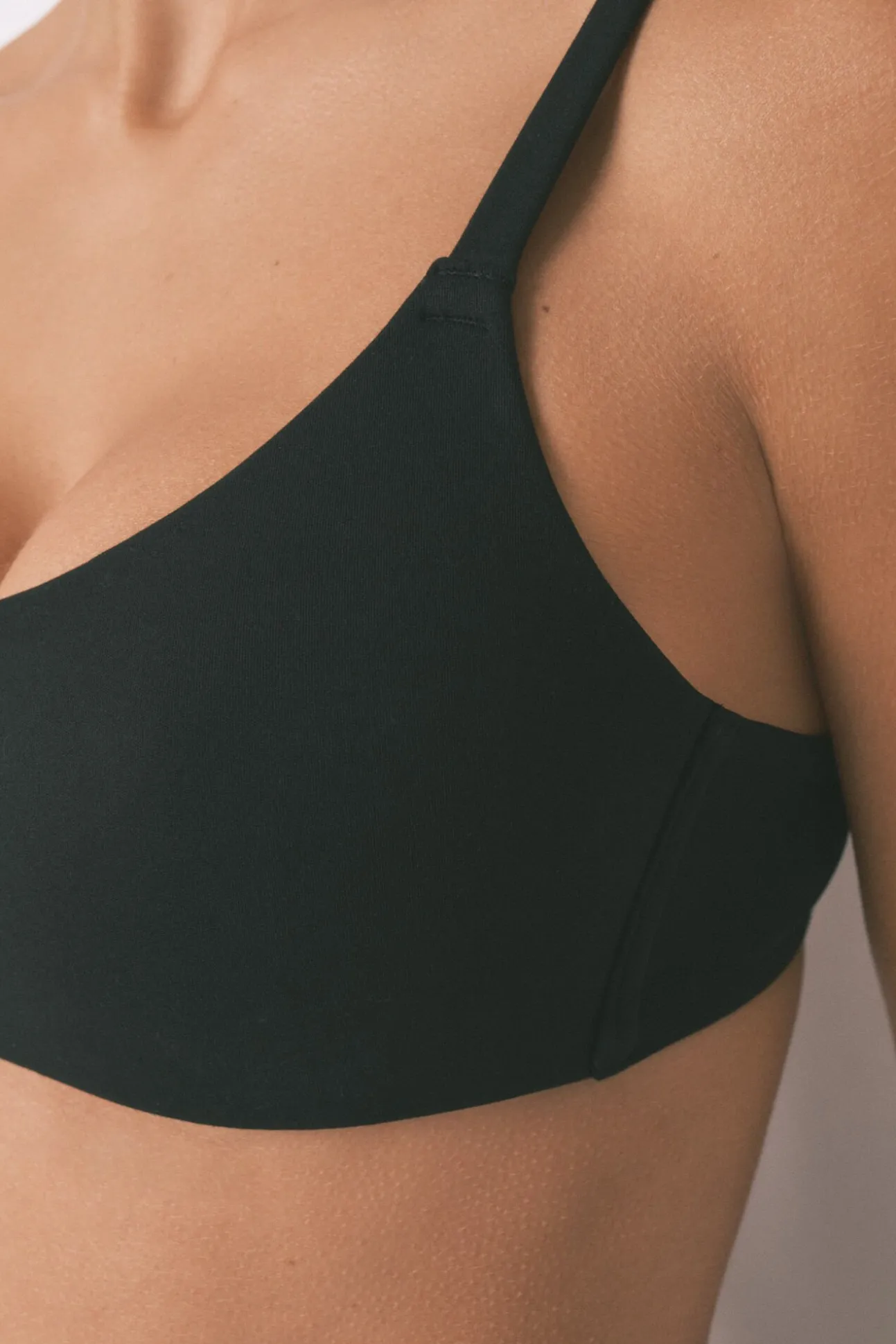 Sujetador tipo top algodón negro