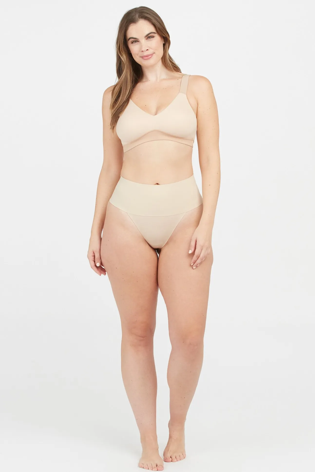 Tanga moldeador invisible nude Spanx