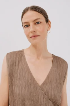 Top asimétrico textura