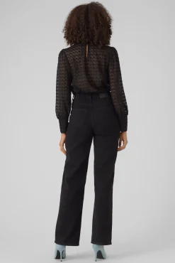 Top de encaje cuello cerrado