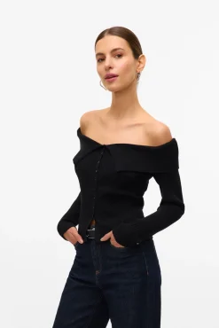 Top de punto hombros descubiertos