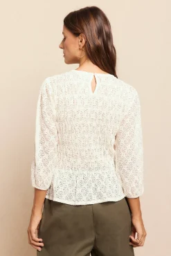 Top estampado fruncido