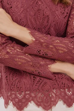 Top guipur manga larga