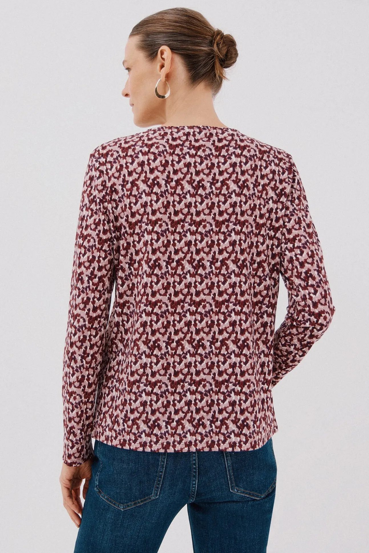 Top pieza dorada escote