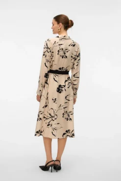 Vestido camisero fluído