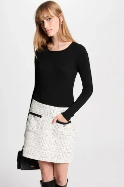 Vestido corto ajustado