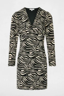 Vestido corto ajustado