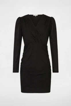 Vestido corto ajustado