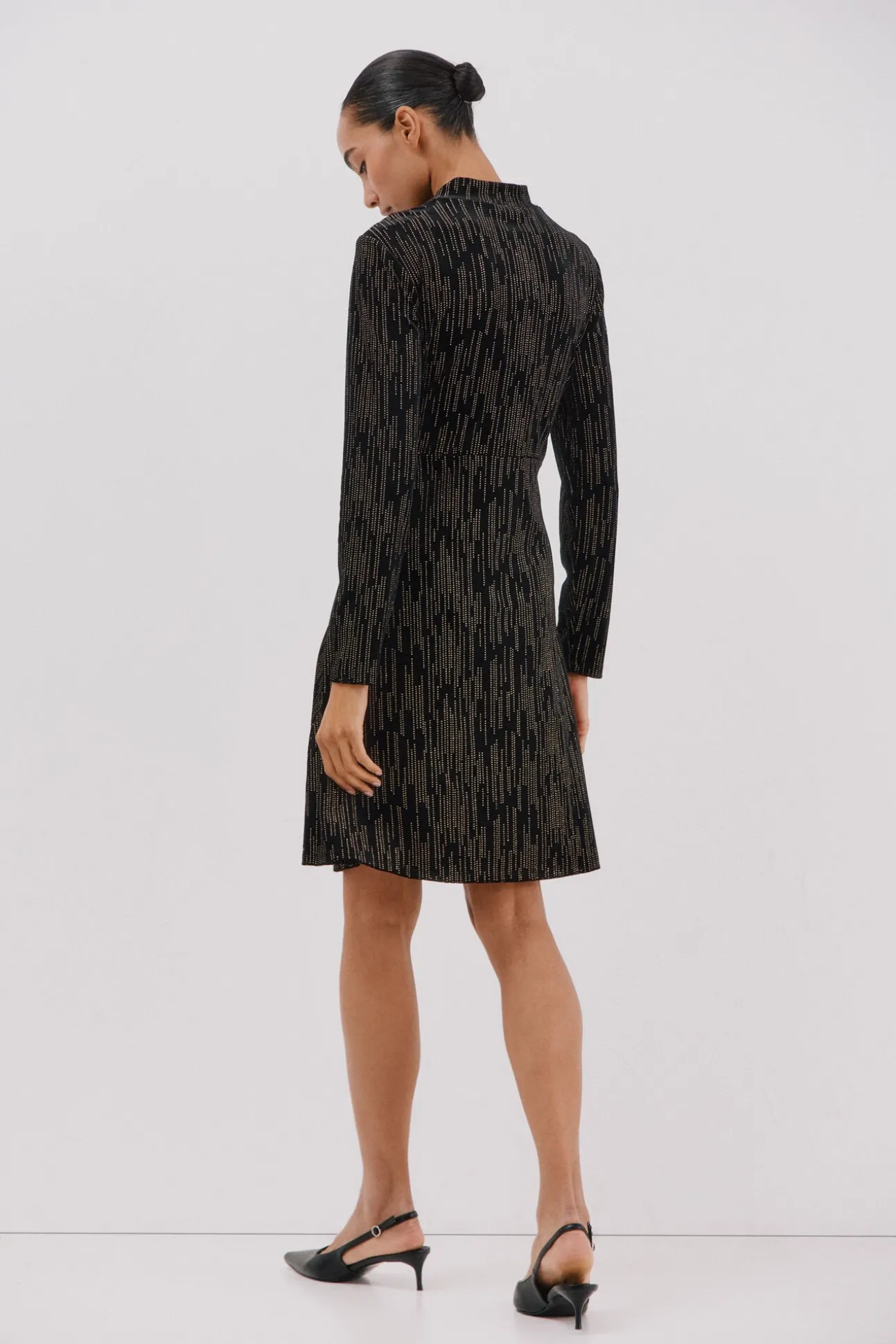 Vestido corto toques brillantes