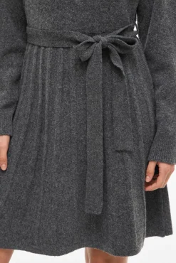 Vestido de punto corto