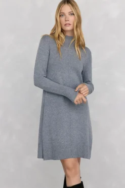 Vestido de punto costura central lana