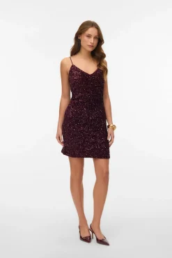 Vestido de tirantes con lentejuelas