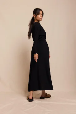 Vestido estructura manga murciélago