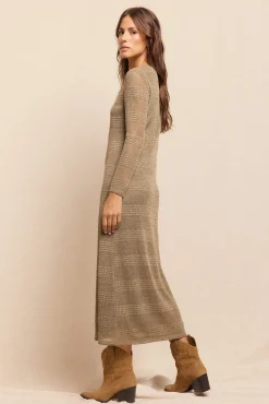 Vestido estructura rústica