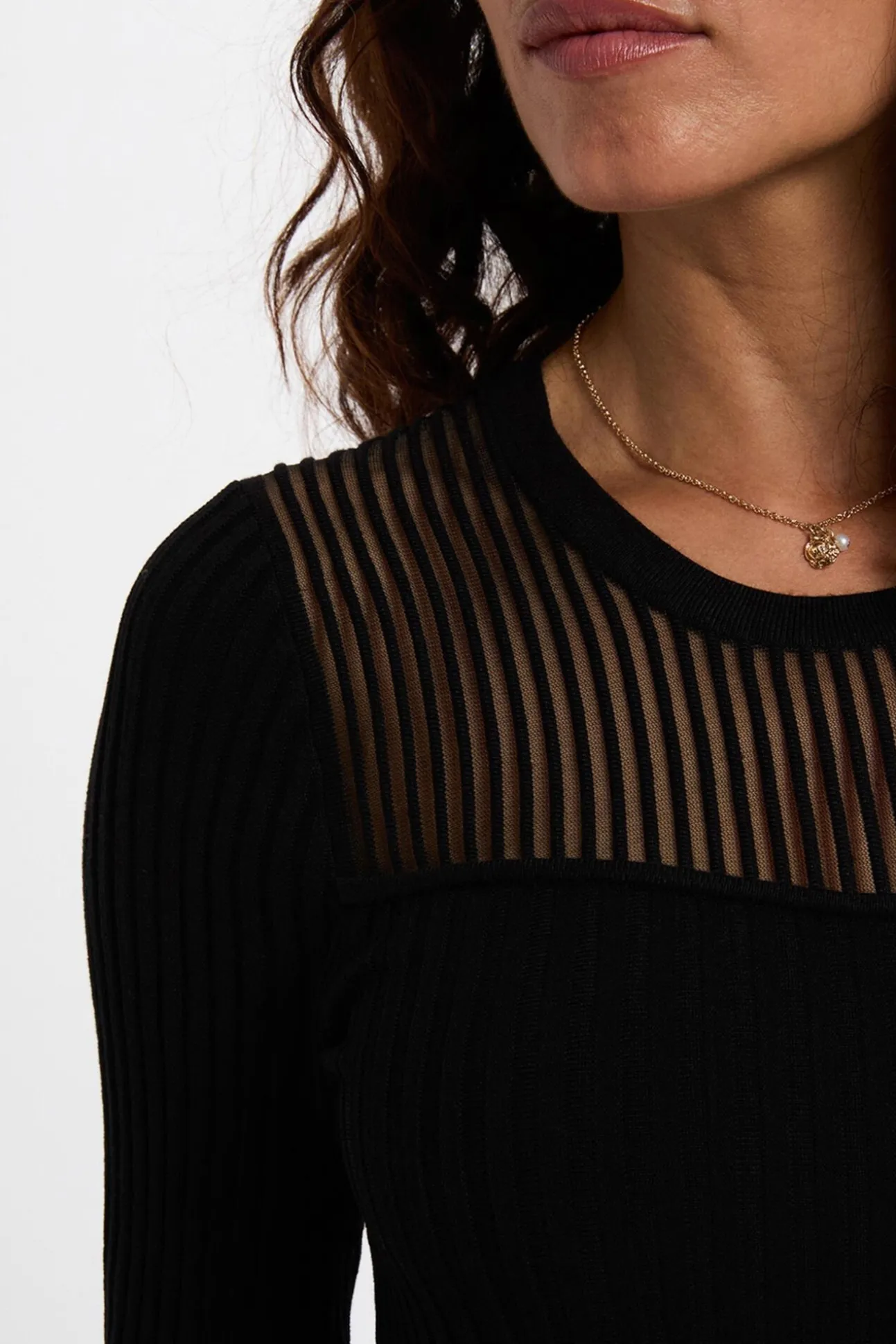 Vestido largo calado