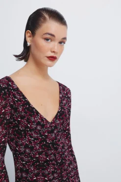 Vestido midi escote frunces estampado
