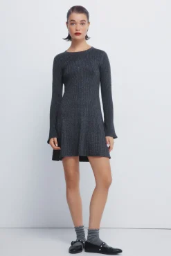 Vestido punto corto canalé