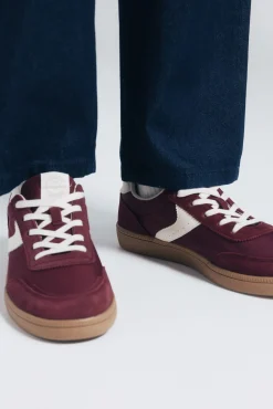 Zapatilla estilo retro