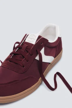 Zapatilla estilo retro