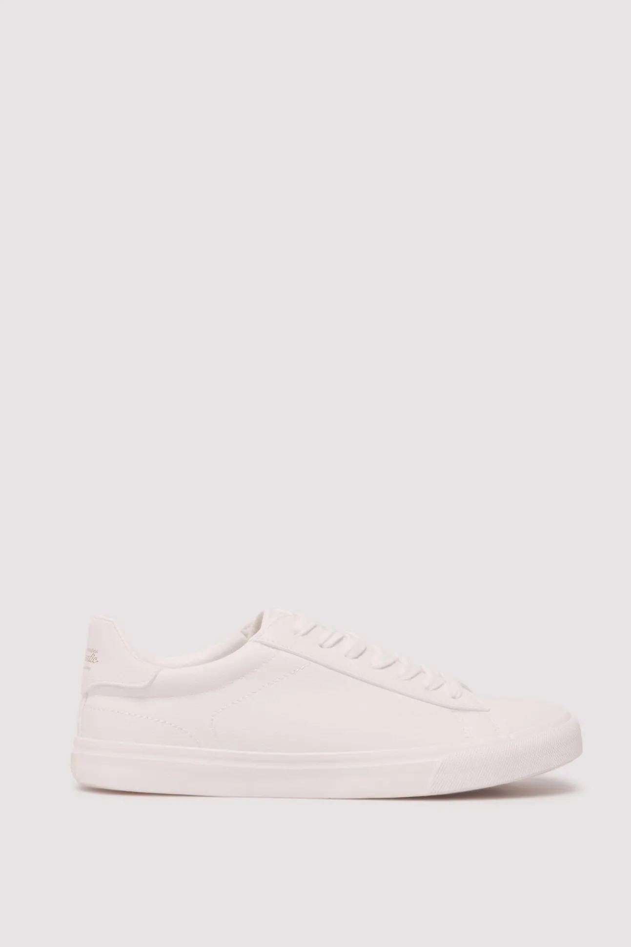 Zapatilla monocolor básica