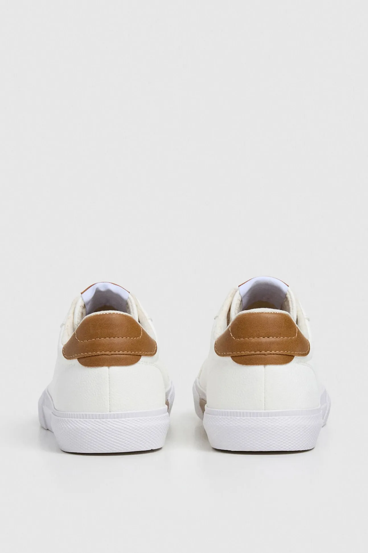 Zapatillas Clásicas Cierre Cordones