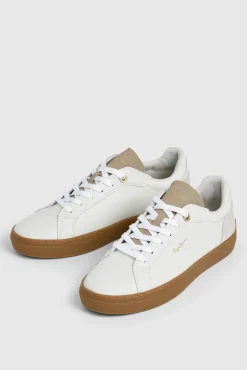 Zapatillas Con Detalle En Ante