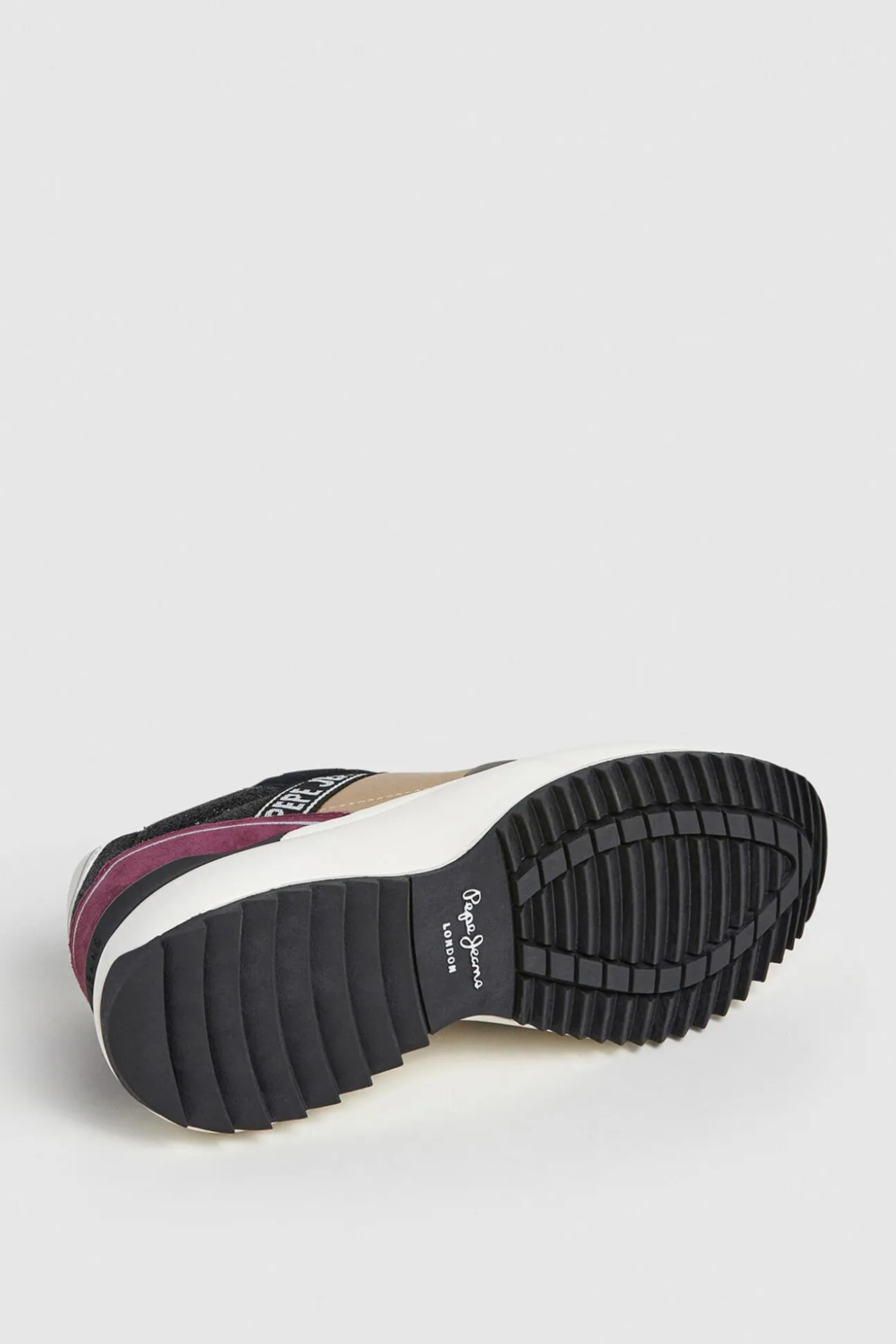 Zapatillas detalle brillos