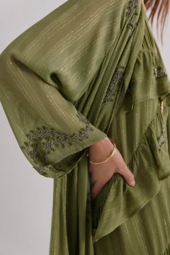 Zena. Kimono bordado